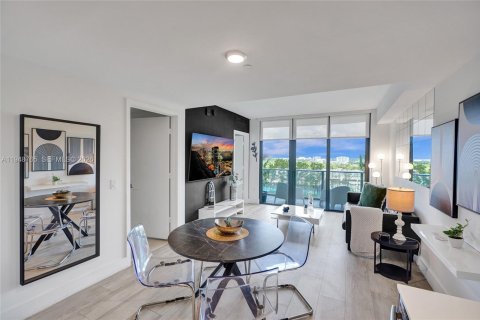 Снять в аренду кондоминиум в Майами, Флорида 1 спальня, 55.09м2, № 2005319 - фото 4