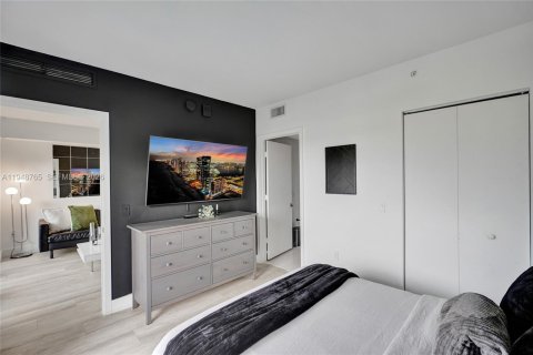 Снять в аренду кондоминиум в Майами, Флорида 1 спальня, 55.09м2, № 2005319 - фото 24