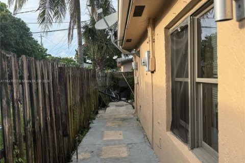 Casa en venta en Oakland Park, Florida, 3 dormitorios, 166.85 m2 № 1863032 - foto 9