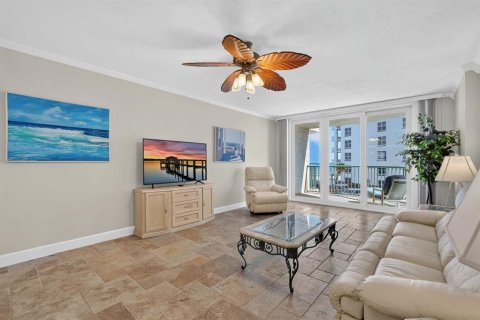 Copropriété à vendre à Daytona Beach Shores, Floride: 3 chambres, 198.81 m2 № 2420537 - photo 7