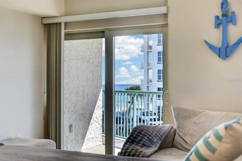 Copropriété à vendre à Daytona Beach Shores, Floride: 3 chambres, 198.81 m2 № 2420537 - photo 19