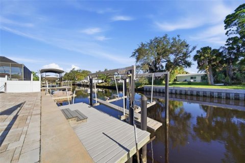 Villa ou maison à vendre à Tampa, Floride: 3 chambres, 126.16 m2 № 2434529 - photo 26