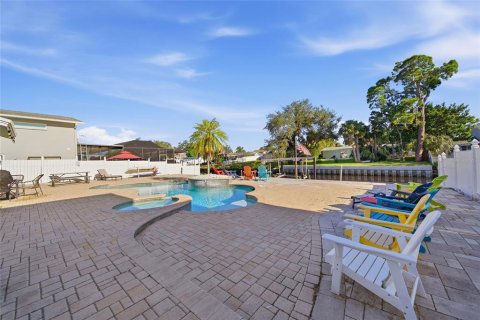Villa ou maison à vendre à Tampa, Floride: 3 chambres, 126.16 m2 № 2434529 - photo 28
