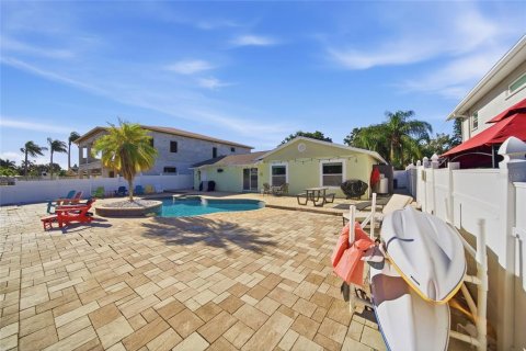 Villa ou maison à vendre à Tampa, Floride: 3 chambres, 126.16 m2 № 2434529 - photo 24