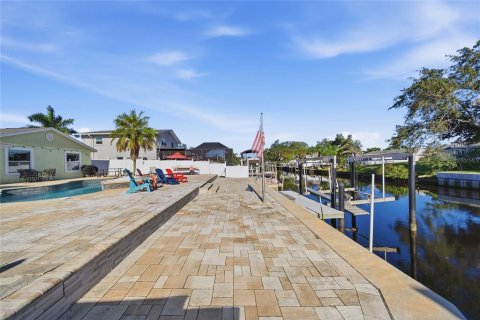 Villa ou maison à vendre à Tampa, Floride: 3 chambres, 126.16 m2 № 2434529 - photo 27