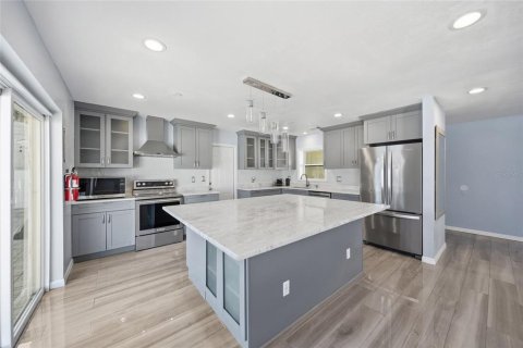 Villa ou maison à vendre à Tampa, Floride: 3 chambres, 126.16 m2 № 2434529 - photo 9