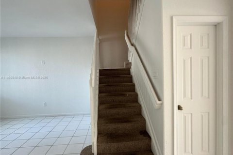 Adosado en alquiler en Homestead, Florida, 3 dormitorios, 120.96 m2 № 1889248 - foto 9