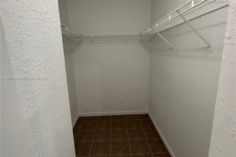 Adosado en alquiler en Homestead, Florida, 3 dormitorios, 120.96 m2 № 1889248 - foto 16