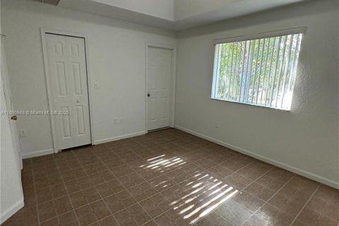 Adosado en alquiler en Homestead, Florida, 3 dormitorios, 120.96 m2 № 1889248 - foto 17