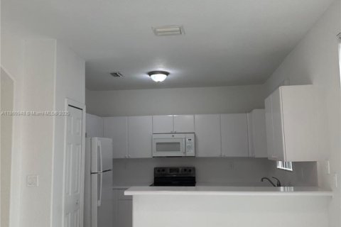 Adosado en alquiler en Homestead, Florida, 3 dormitorios, 120.96 m2 № 1889248 - foto 4