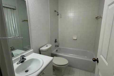 Adosado en alquiler en Homestead, Florida, 3 dormitorios, 120.96 m2 № 1889248 - foto 13