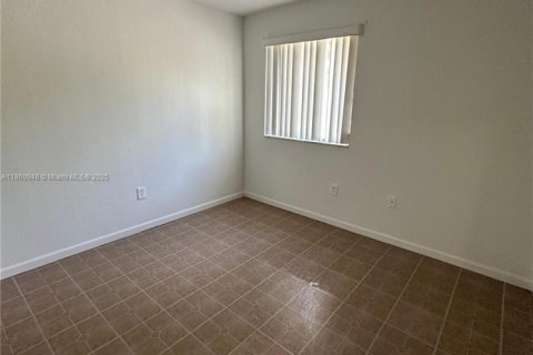 Adosado en alquiler en Homestead, Florida, 3 dormitorios, 120.96 m2 № 1889248 - foto 14