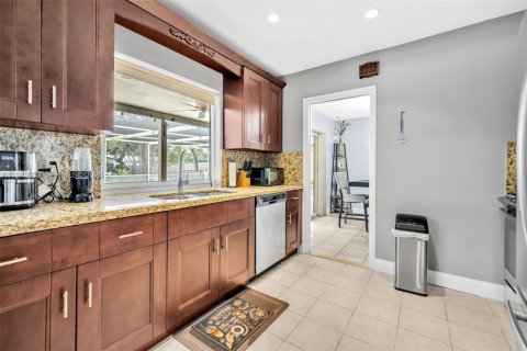 Casa en venta en Hollywood, Florida, 3 dormitorios, 139.54 m2 № 2000779 - foto 11