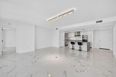 Condominio en venta en Fort Lauderdale, Florida, 2 dormitorios, 130.43 m2 № 2261151 - foto 11