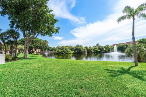 Condo in Delray Beach, Florida, 1 bedroom  № 2384873 - photo 20