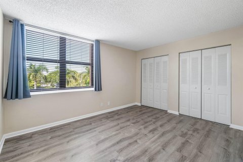 Condo in Delray Beach, Florida, 1 bedroom  № 2384873 - photo 15
