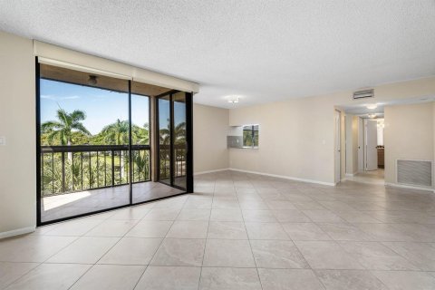 Condo in Delray Beach, Florida, 1 bedroom  № 2384873 - photo 4