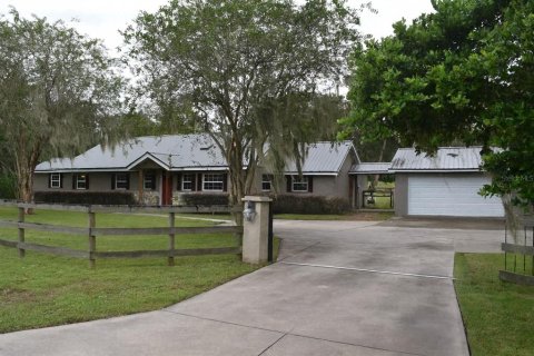 Casa en venta en Ocala, Florida, 3 dormitorios, 214.7 m2 № 2130751 - foto 2