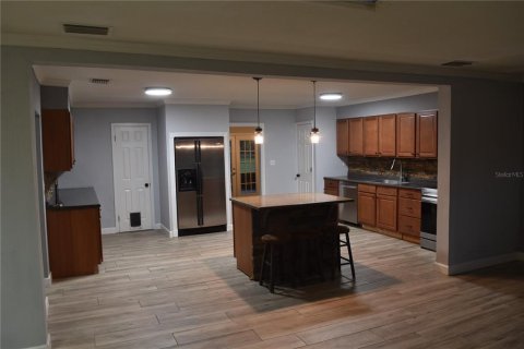 Casa en venta en Ocala, Florida, 3 dormitorios, 214.7 m2 № 2130751 - foto 6