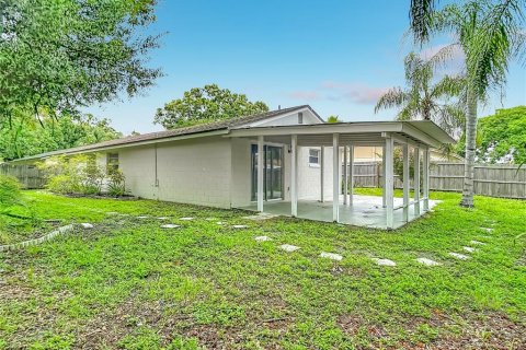 Villa ou maison à vendre à Tampa, Floride: 3 chambres, 119.29 m2 № 2285096 - photo 28