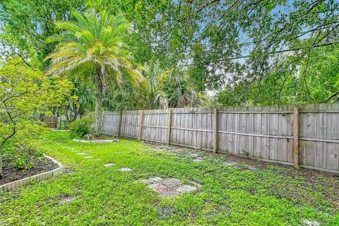 Villa ou maison à vendre à Tampa, Floride: 3 chambres, 119.29 m2 № 2285096 - photo 30