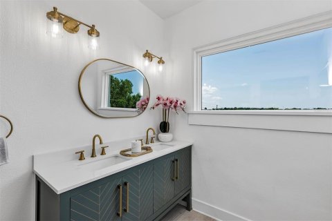 Casa en venta en Haines City, Florida, 4 dormitorios, 313.55 m2 № 1903673 - foto 15