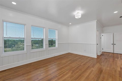 Casa en venta en Haines City, Florida, 4 dormitorios, 313.55 m2 № 1903673 - foto 13