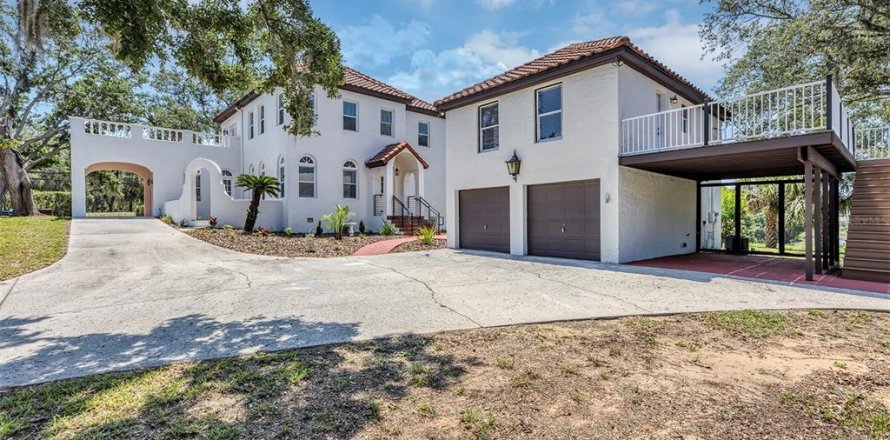 Casa en Haines City, Florida 4 dormitorios, 313.55 m2 № 1903673