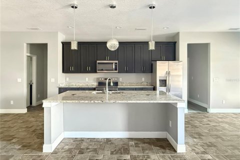 Купить виллу или дом в Санфорд, Флорида 9 комнат, 165.37м2, № 2215942 - фото 4