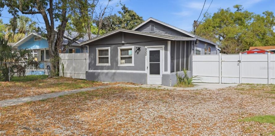 Villa ou maison à Tampa, Floride 3 chambres, 76.92 m2 № 2103409