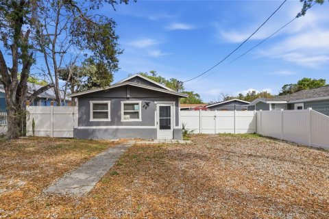 Villa ou maison à vendre à Tampa, Floride: 3 chambres, 76.92 m2 № 2103409 - photo 3