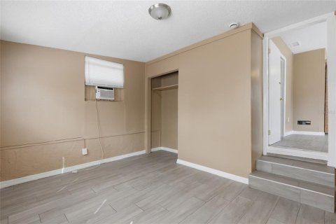 Villa ou maison à vendre à Tampa, Floride: 3 chambres, 76.92 m2 № 2103409 - photo 5