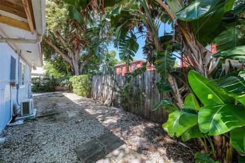 House in Miami, Florida 41.81 sq.m. № 2002415 - photo 9