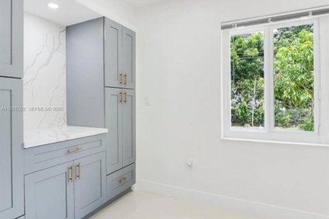 Купить виллу или дом в Майами, Флорида 4 спальни, 124.77м2, № 1990237 - фото 5