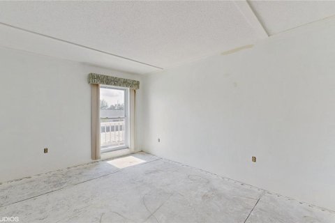 Condominio en venta en Clearwater, Florida, 2 dormitorios, 117.99 m2 № 1906635 - foto 16