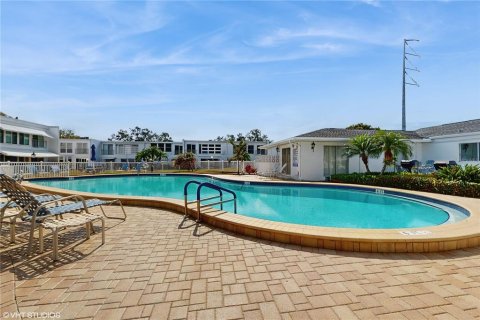 Condominio en venta en Clearwater, Florida, 2 dormitorios, 117.99 m2 № 1906635 - foto 21