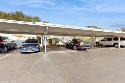 Condominio en venta en Clearwater, Florida, 2 dormitorios, 117.99 m2 № 1906635 - foto 1