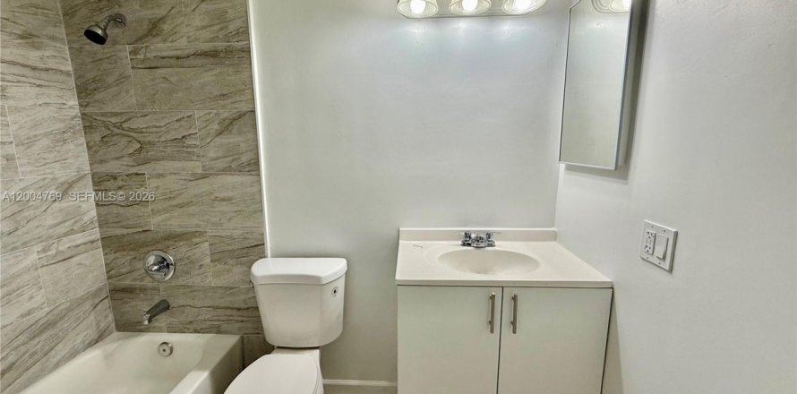 Studio in Oakland Park, Florida № 2068663