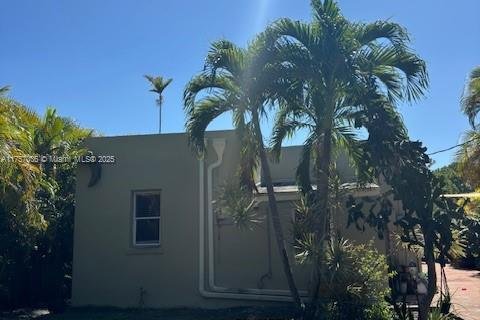House in Miami, Florida 3 bedrooms, 128.67 sq.m. № 1867811 - photo 17