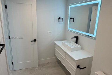 Купить кондоминиум в Майами, Флорида 2 спальни, 215.53м2, № 2064261 - фото 23