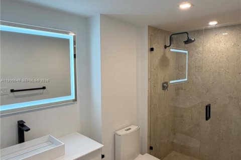 Купить кондоминиум в Майами, Флорида 2 спальни, 215.53м2, № 2064261 - фото 22