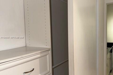 Купить кондоминиум в Майами-Бич, Флорида № 2005032 - фото 5