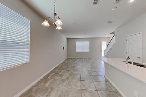 Touwnhouse à louer à Orlando, Floride: 3 chambres, 156.08 m2 № 2149946 - photo 6