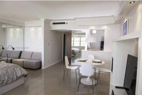 Copropriété à louer à Miami Beach, Floride: 49.24 m2 № 1999507 - photo 9