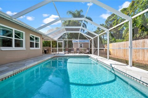 House in Venice, Florida 3 bedrooms, 141.21 sq.m. № 1821242 - photo 6
