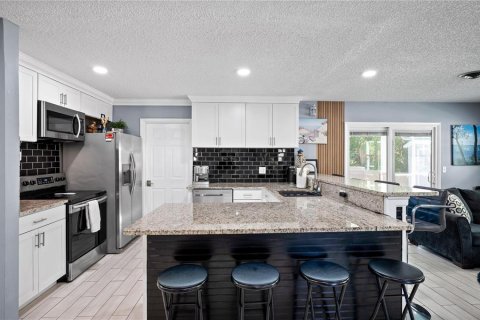 House in Venice, Florida 3 bedrooms, 141.21 sq.m. № 1821242 - photo 22