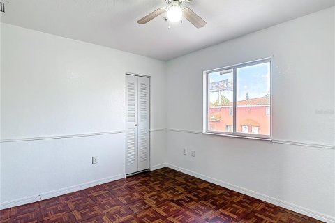Condo in Miami, Florida, 3 bedrooms  № 1881193 - photo 23