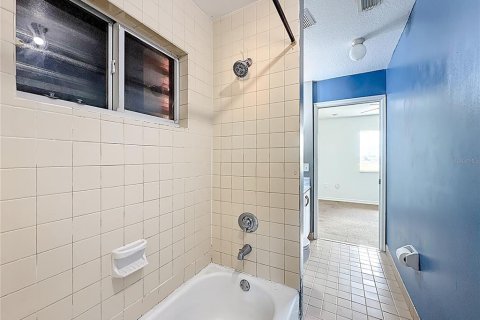 Condo in Miami, Florida, 3 bedrooms  № 1881193 - photo 26