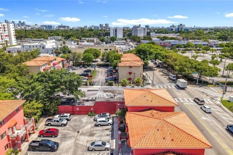 Condo in Miami, Florida, 3 bedrooms  № 1881193 - photo 27