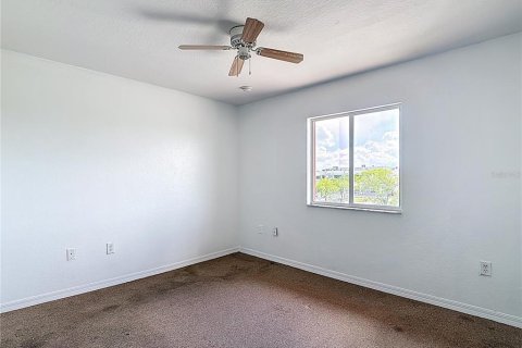Condo in Miami, Florida, 3 bedrooms  № 1881193 - photo 17